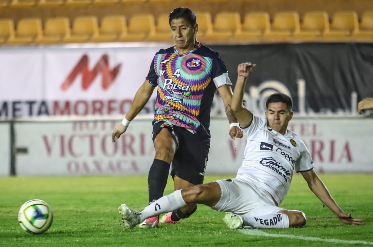 Alebrijes Dorados