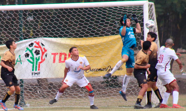Luis Carlos suelta balon